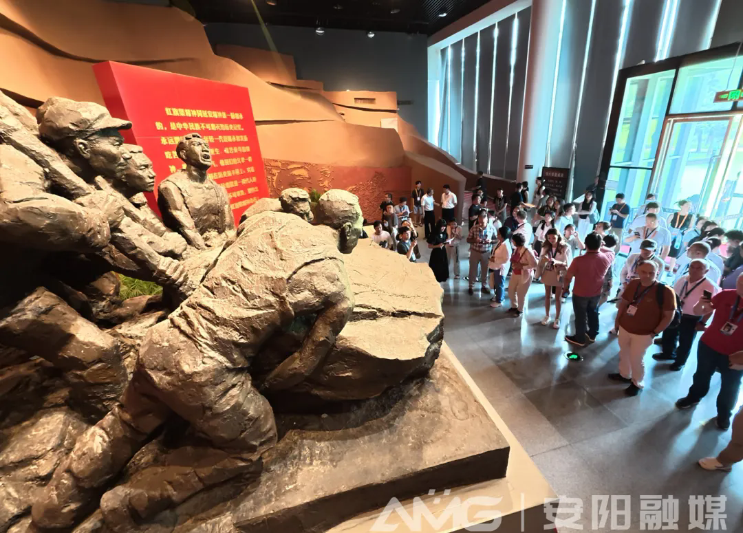 >上合组织媒体智库峰会嘉宾安阳参访：文明在交流中互鉴 精神在共鸣中长存